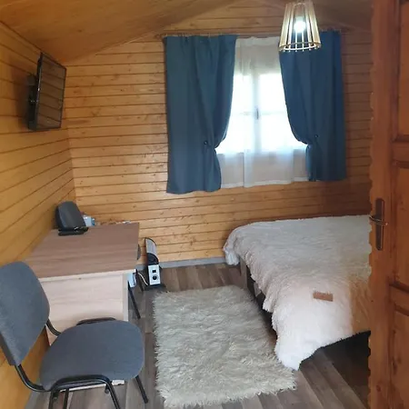 Casa Fericirii Cabană *